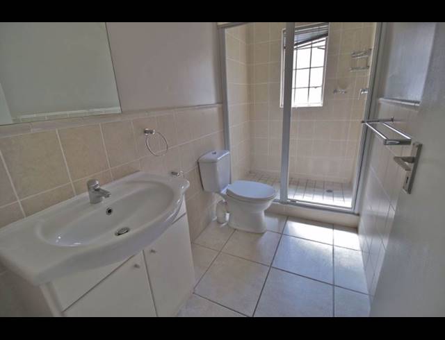 2 bed property to rent in KLEINBOSCH